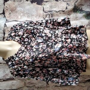 NWT Collective Concepts Black Floral Blouse Siz XS